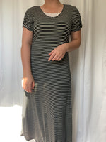 Load image into Gallery viewer, Rae Republic - maxi dress
