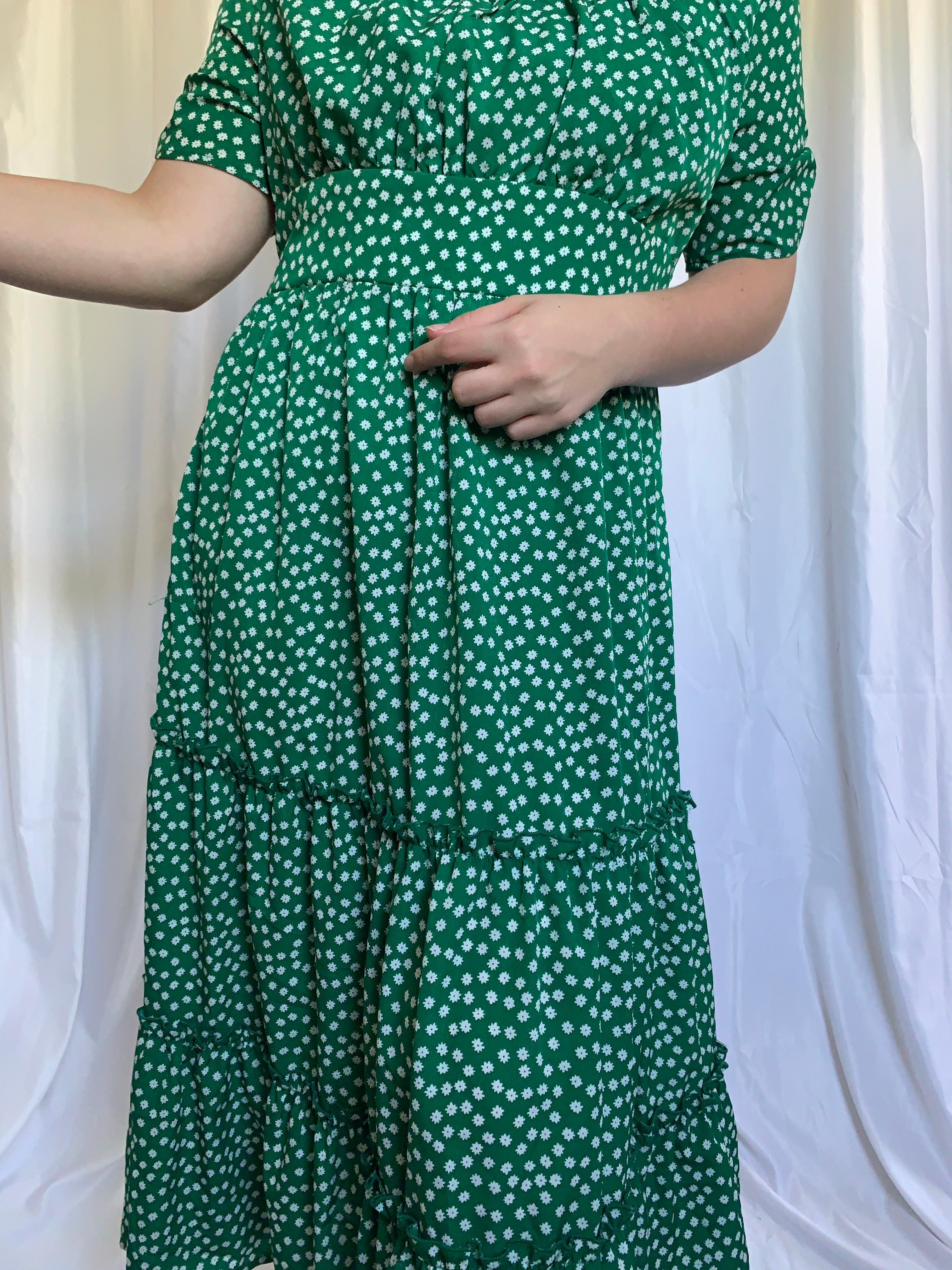shein green polka dot dress SHEIN Plus Tie Back Shirred Polka Dot Flounce Hem Dress